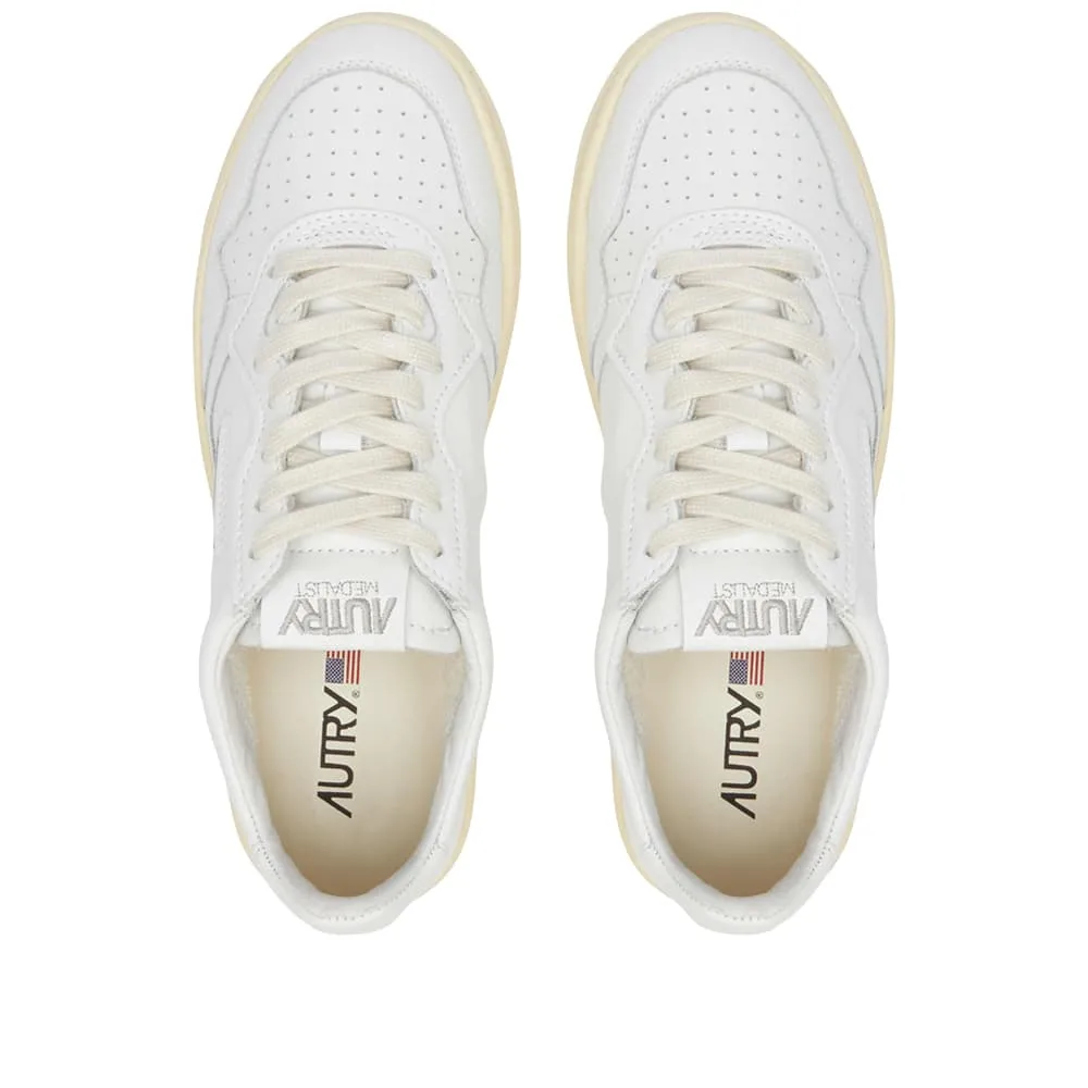 Autry Medalist Low Sneakers