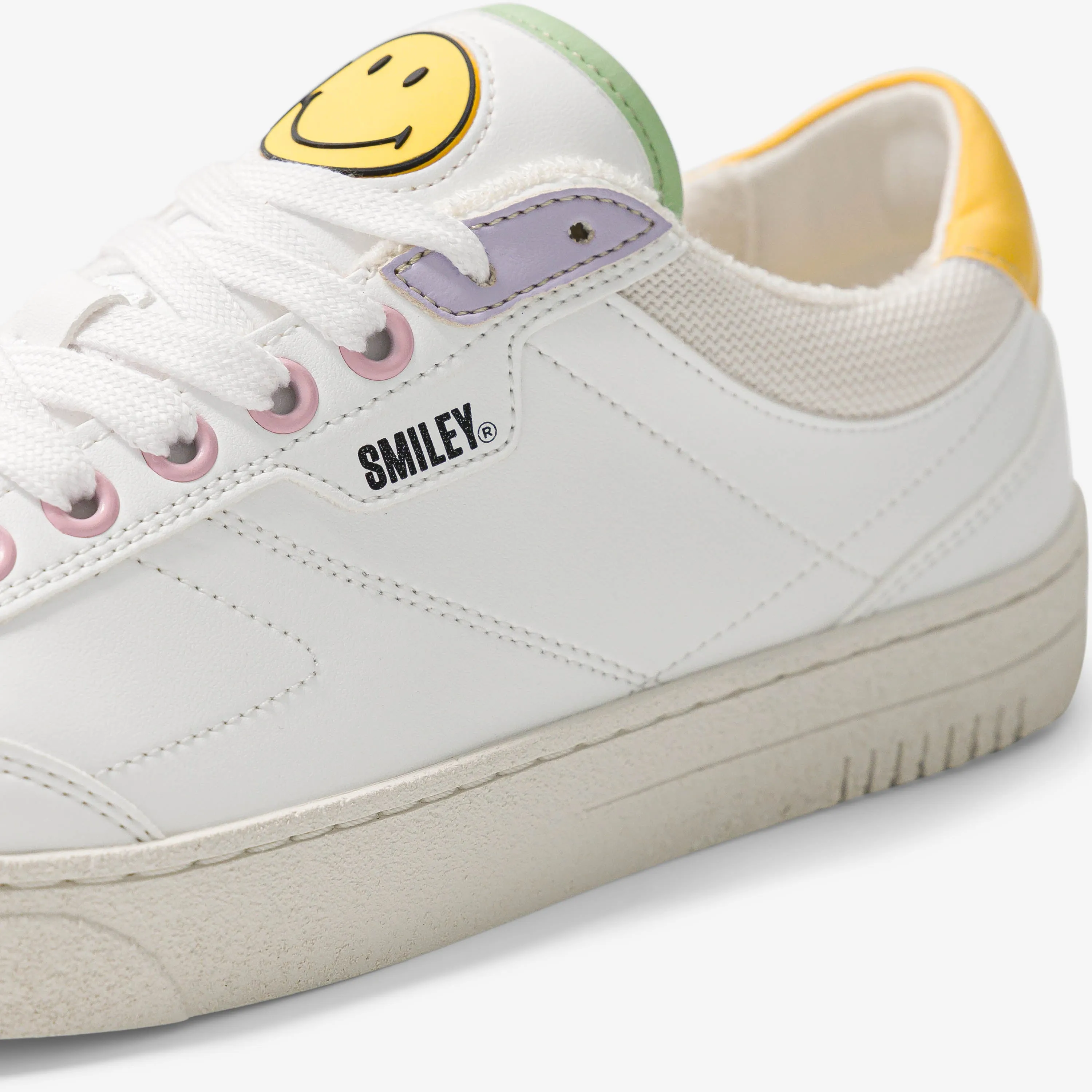 GEN3 - Smiley x MoEa