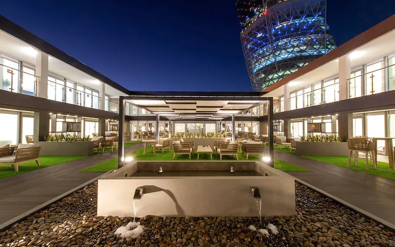 KUBE -SHADING PERGOLA WITH WOVEN CANOPIES