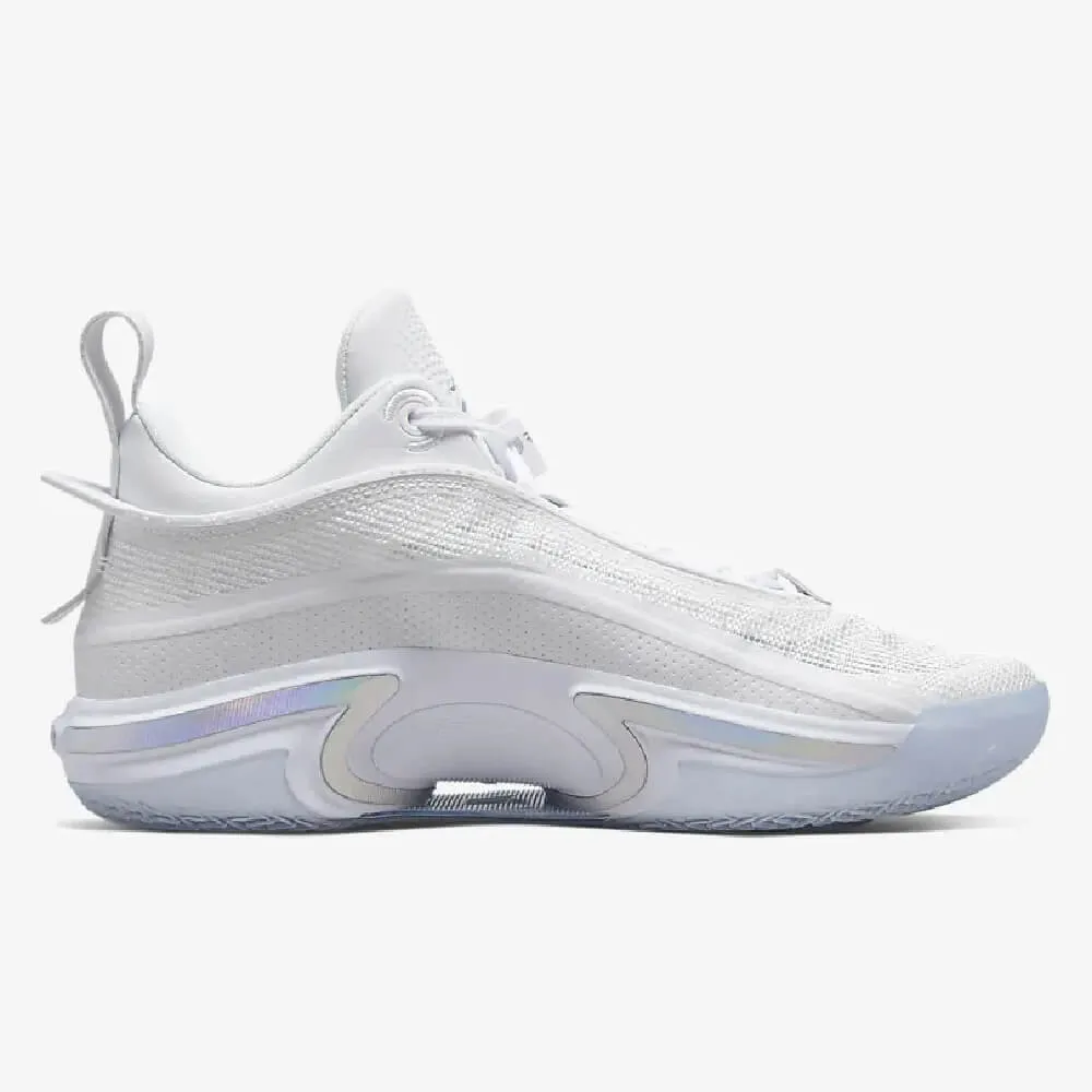 Nike Air Jordan XXXVI Low sneakers, white