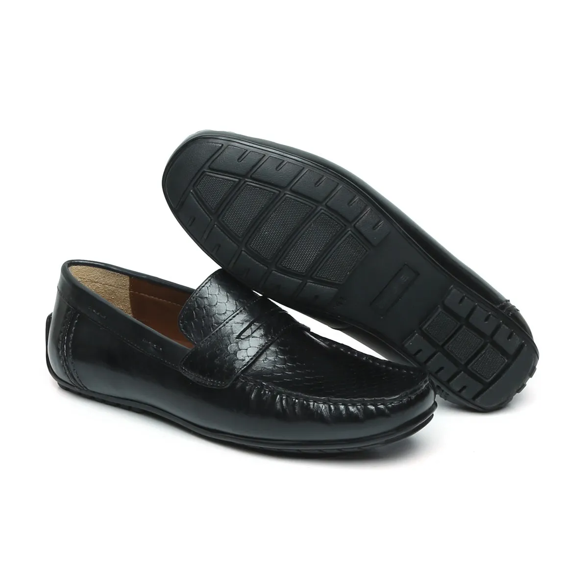 Snake Scales Textured Black Loafer